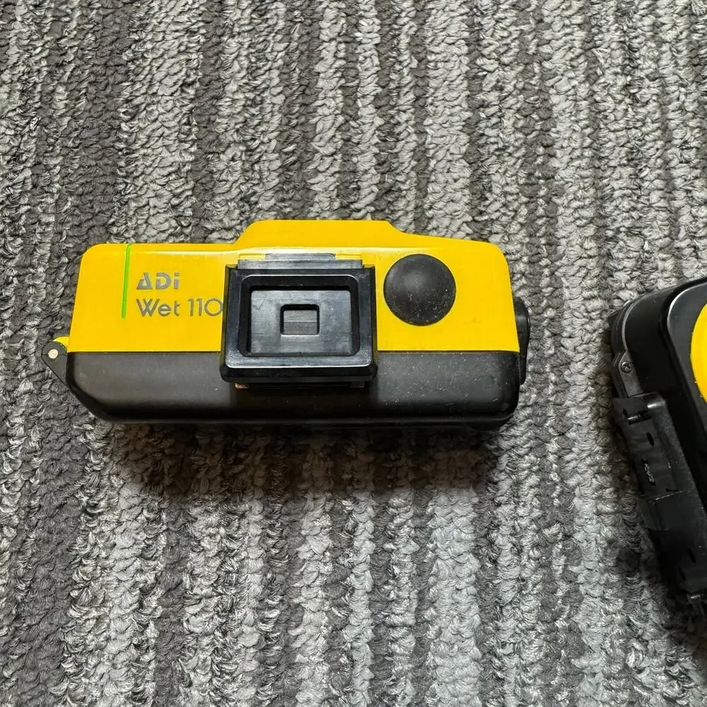 ADI Wet-One 35mm Underwater Film Camera with Underwater Flash Unit | Vintage